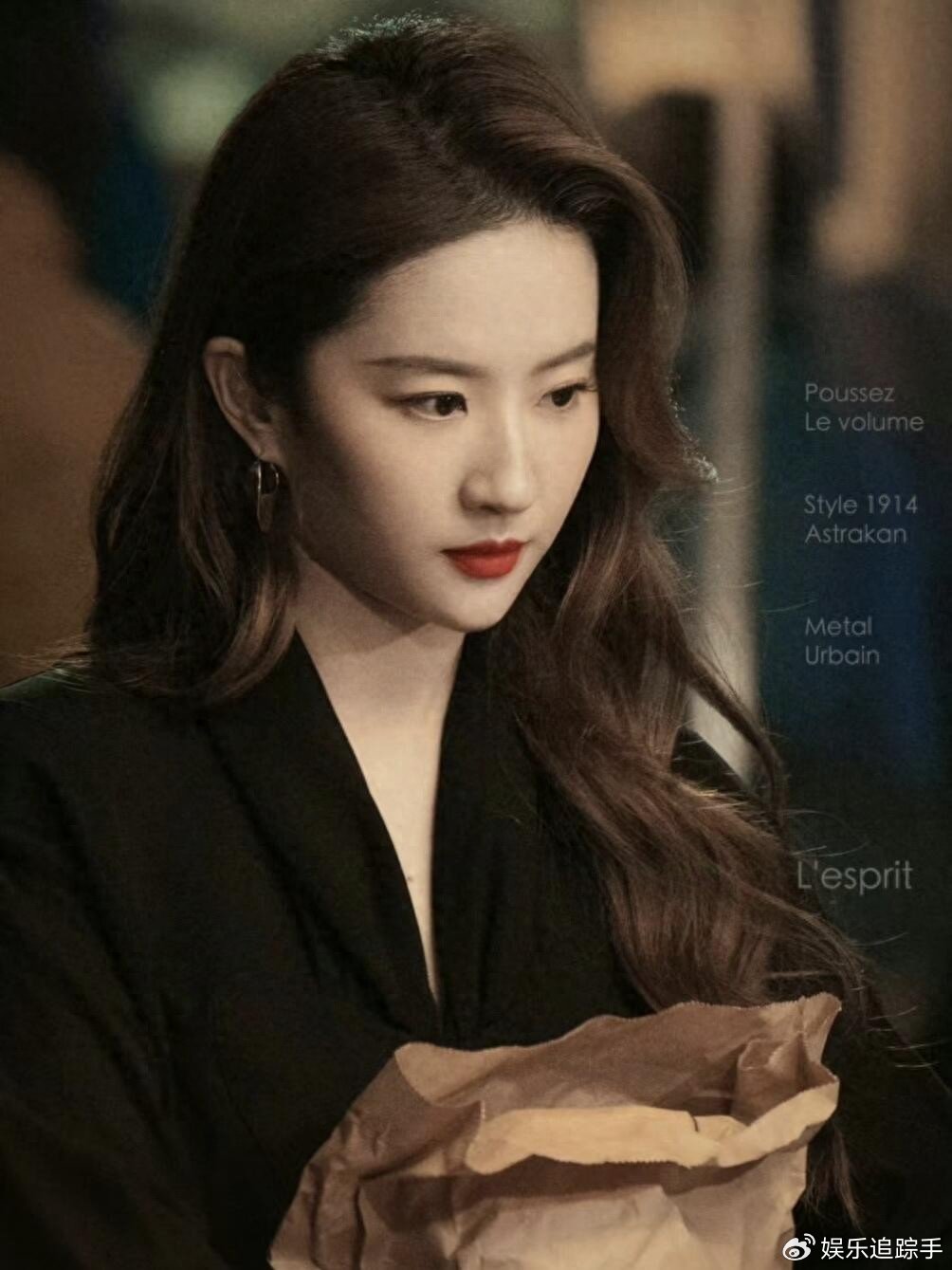 刘亦菲早年和小姨合照曝光,小姨美貌超越妈妈,无滤镜更出众|刘亦菲|娱乐圈|周雯琼|刘晓莉|小姨|美貌|家族|气质|滤镜|露珠|神仙姐姐|舞蹈 ...