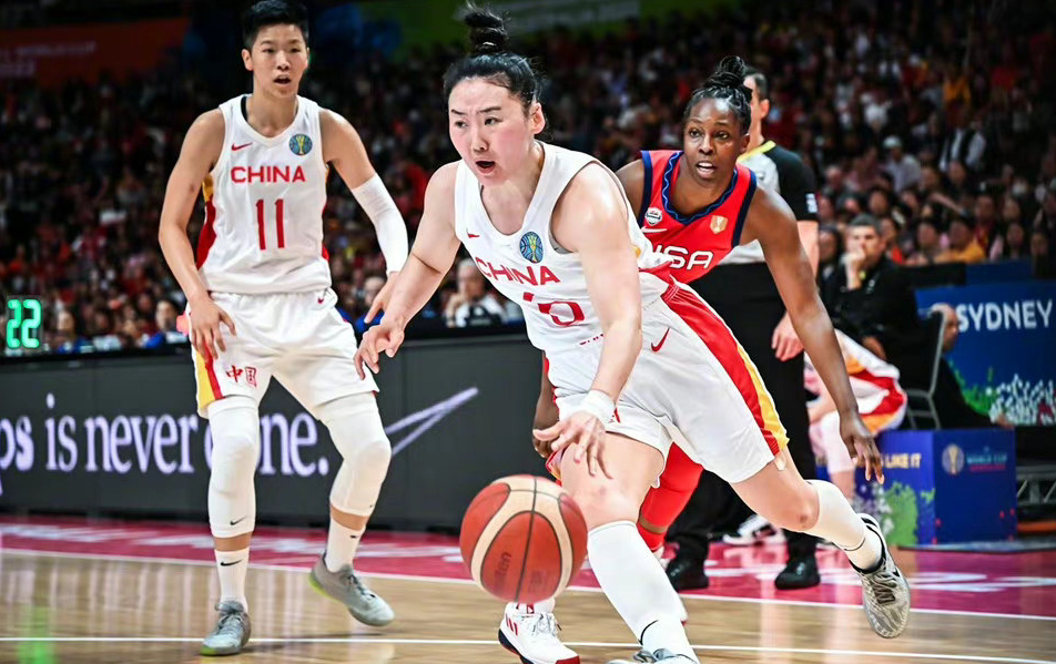 世界杯亚军,她们拼到最后1秒!没有遗憾,向中国女篮姑娘们致敬休闲区蓝鸢梦想 - Www.slyday.coM 世界杯亚军,她们拼到最后1秒!没有遗憾,向中国女篮姑娘们致敬休闲区蓝鸢梦想 - Www.slyday.coM