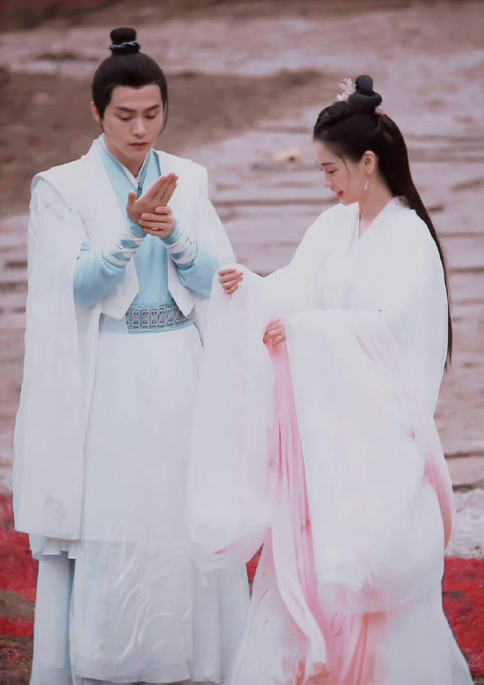 自烟雨江南的同名小说,鼻粉过年了期待张殷殷和纪若尘 67angelababy