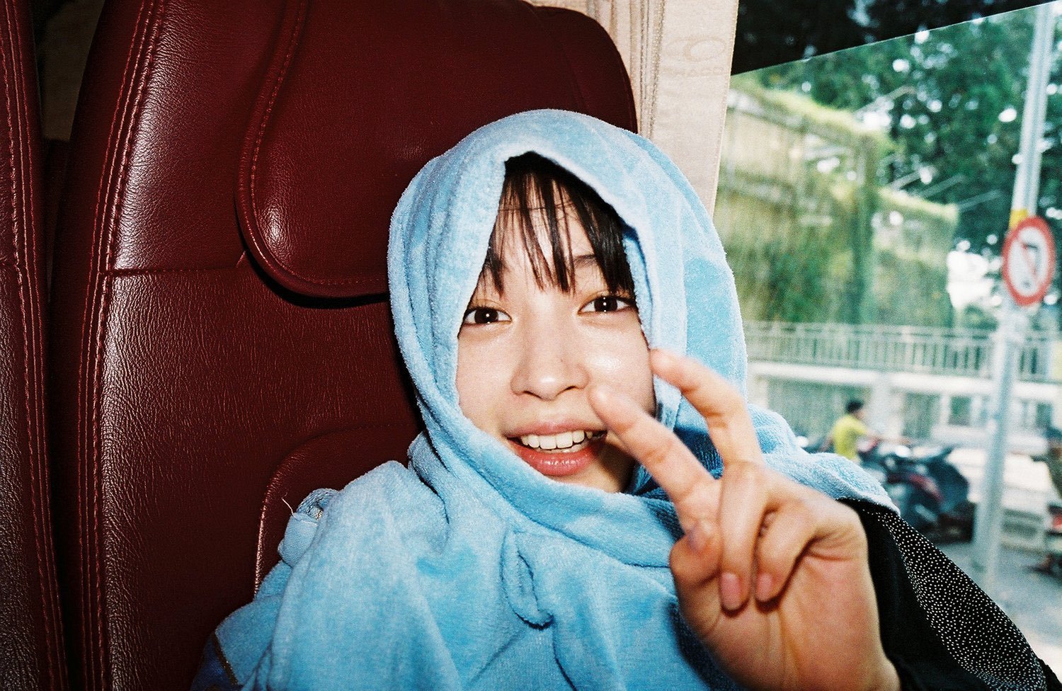 広瀬すず10周年写真集 | 奥山由之__财经头条