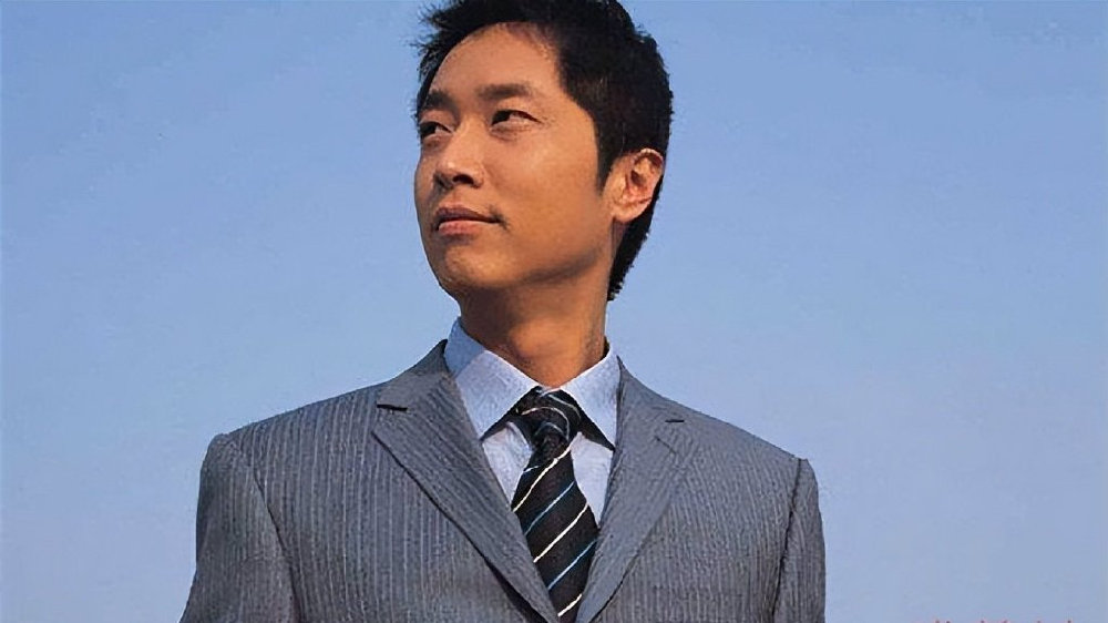 闹乌龙!马浚伟否认考上公务员,自称是纯义工,没有酬劳|马浚伟|公务员|公职人员_新浪新闻