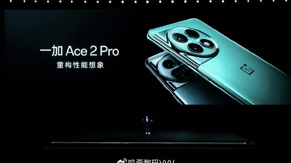 帕萨特2012款区别分析 12年帕萨特二手价是多少