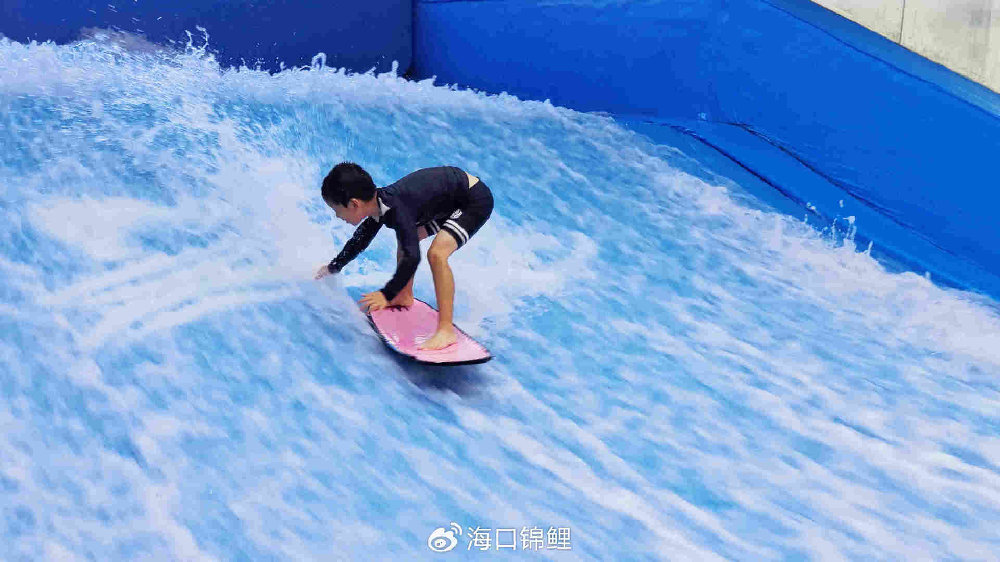 海口的小伙伴,我们一起来室内冲浪!|海口市|海南省|运动习惯|羽毛球|国兴_新浪新闻
