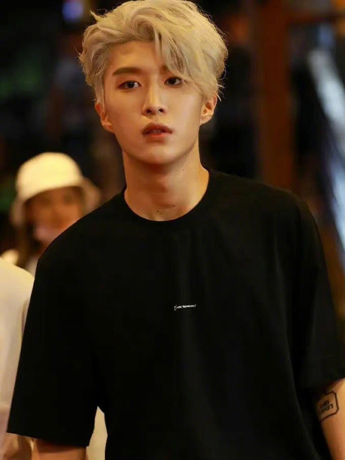 范丞丞生图合集,实力诠释生图即神图!