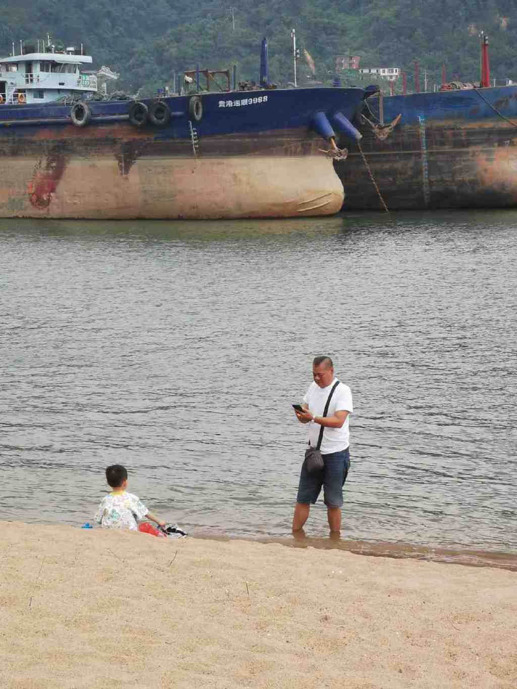 被梧州的“网红沙滩”惊艳到了!你知道在哪里吗?休闲区蓝鸢梦想 - Www.slyday.coM 被梧州的“网红沙滩”惊艳到了!你知道在哪里吗?休闲区蓝鸢梦想 - Www.slyday.coM