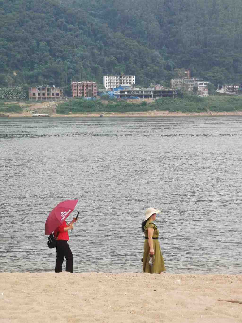 被梧州的“网红沙滩”惊艳到了!你知道在哪里吗?休闲区蓝鸢梦想 - Www.slyday.coM 被梧州的“网红沙滩”惊艳到了!你知道在哪里吗?休闲区蓝鸢梦想 - Www.slyday.coM