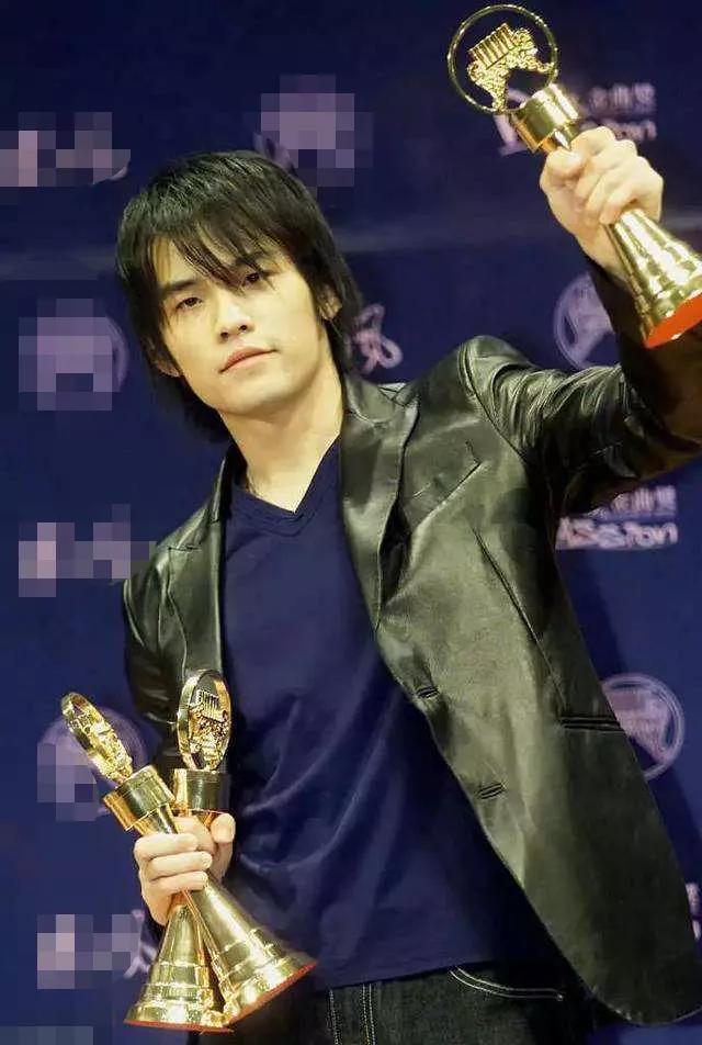 他这么混娱乐圈也太嚣张了吧|周杰伦|娱乐圈|金曲奖_新浪新闻