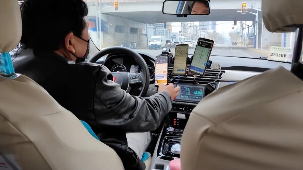 滴滴司机在线13小时难收入过万网约车不再是财富密码