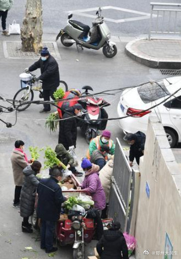 多图直击疫情防控下的郑州速度休闲区蓝鸢梦想 - Www.slyday.coM