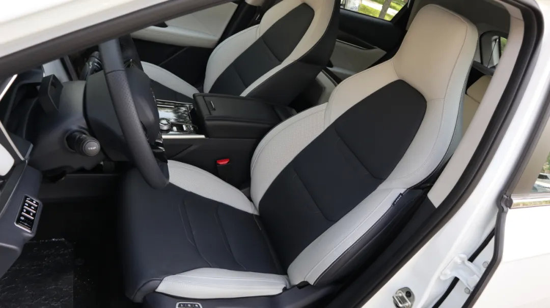 上市2年就换代？体验新款威马EX5-Z！