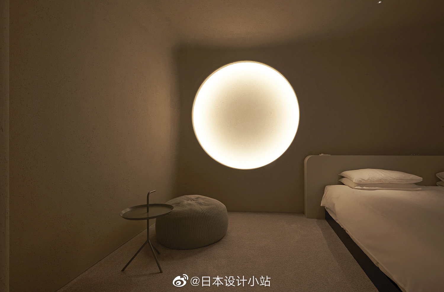 久保都岛建筑事务所为京都一家酒店设计的照明装置 当灯光变暗时候