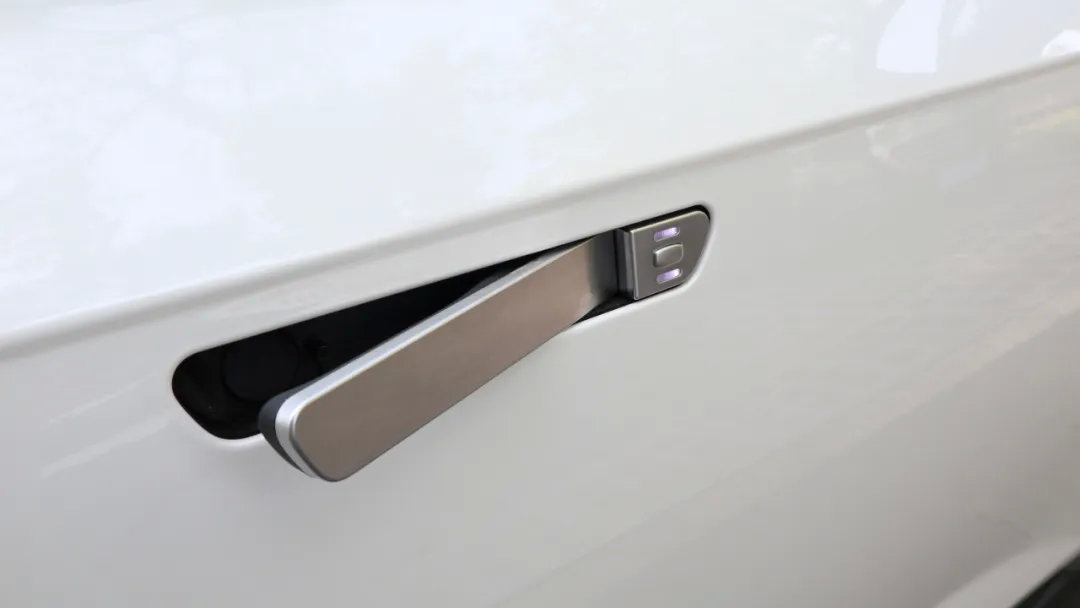 上市2年就换代？体验新款威马EX5-Z！