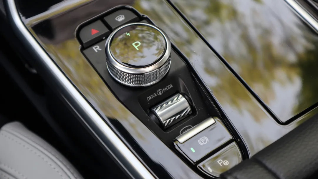 上市2年就换代？体验新款威马EX5-Z！