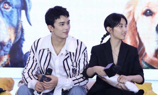 继宠爱后吴磊张子枫再次合作新电影网友直呼磕到了