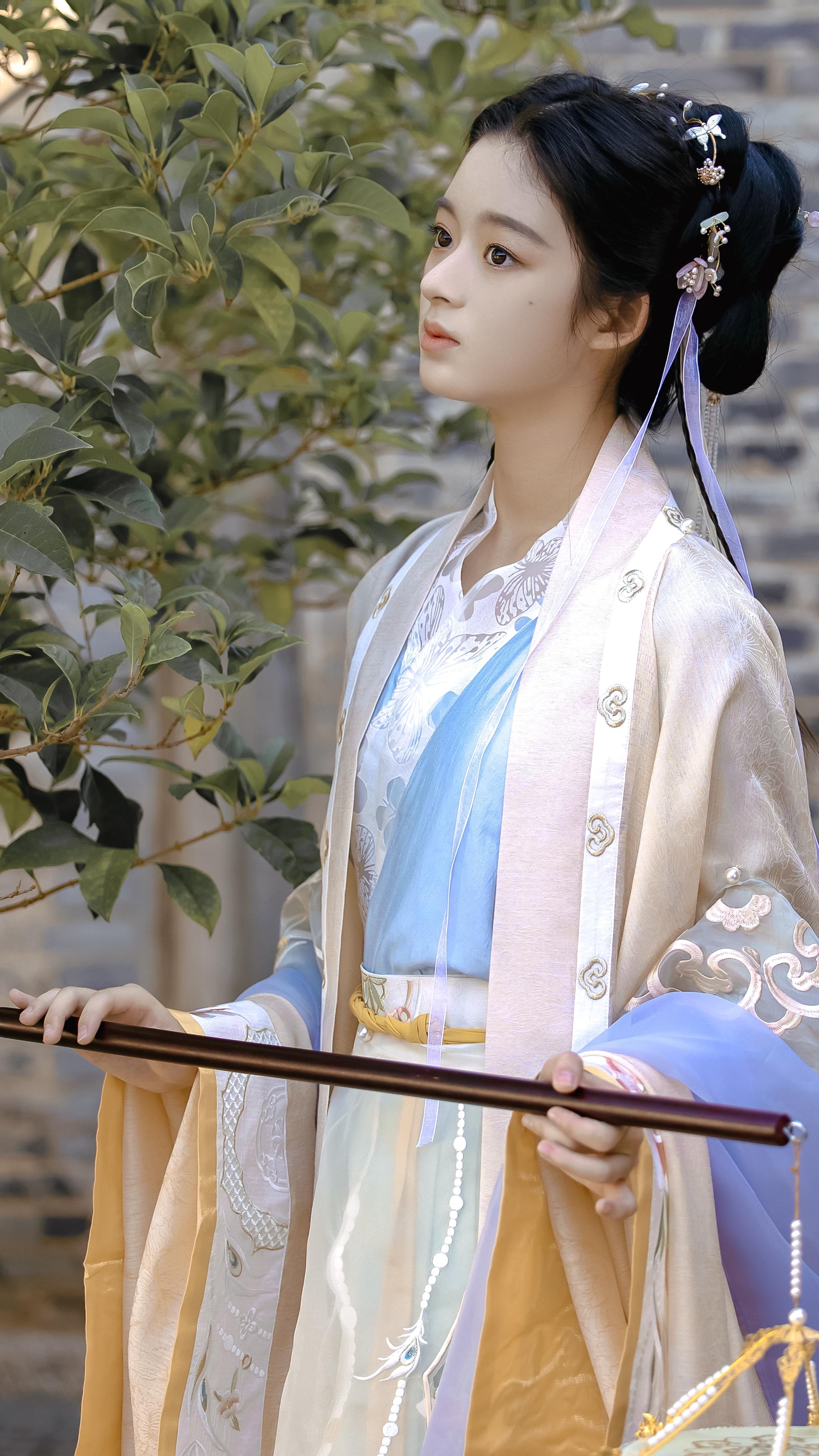 黄杨钿甜 古装剧适配度超高的妹妹~__财经头条