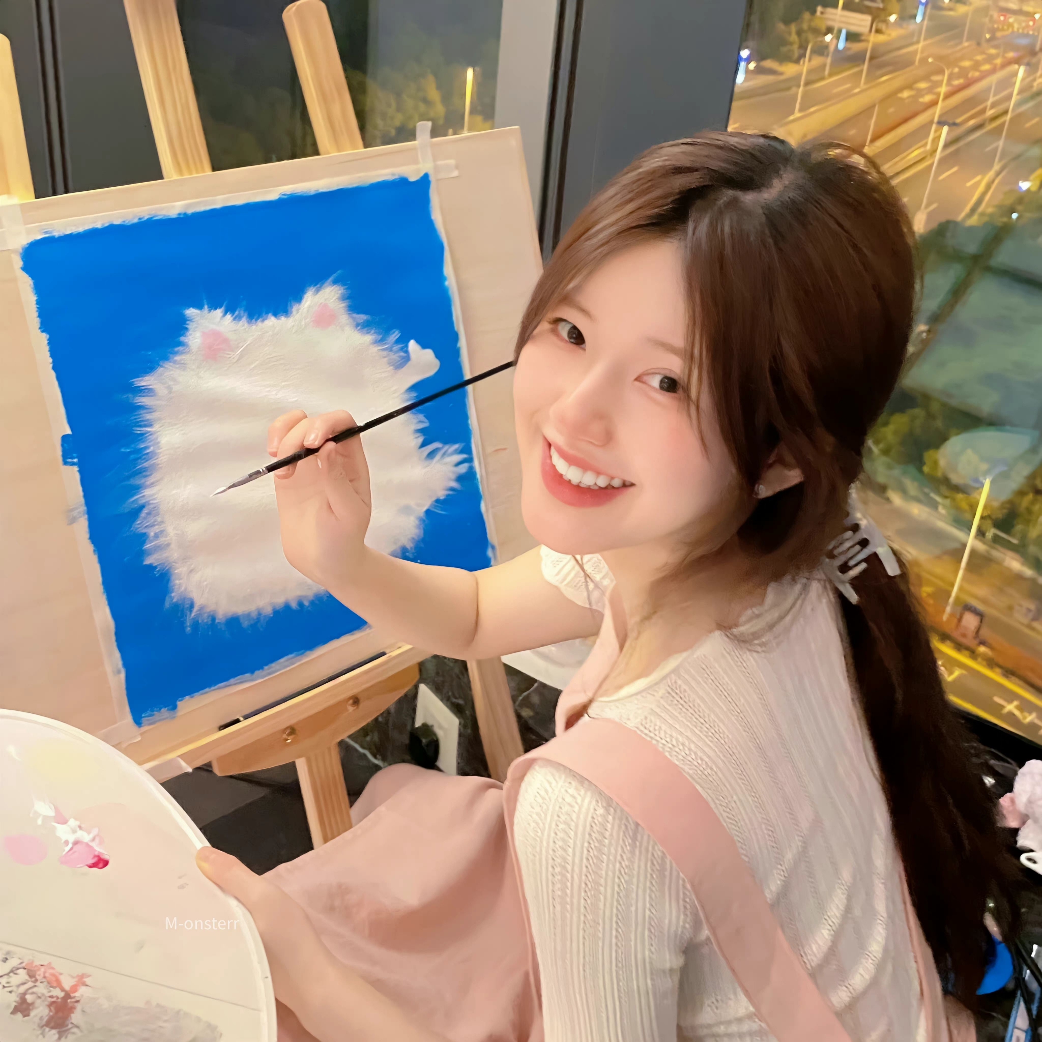 甜妹赵露思__财经头条