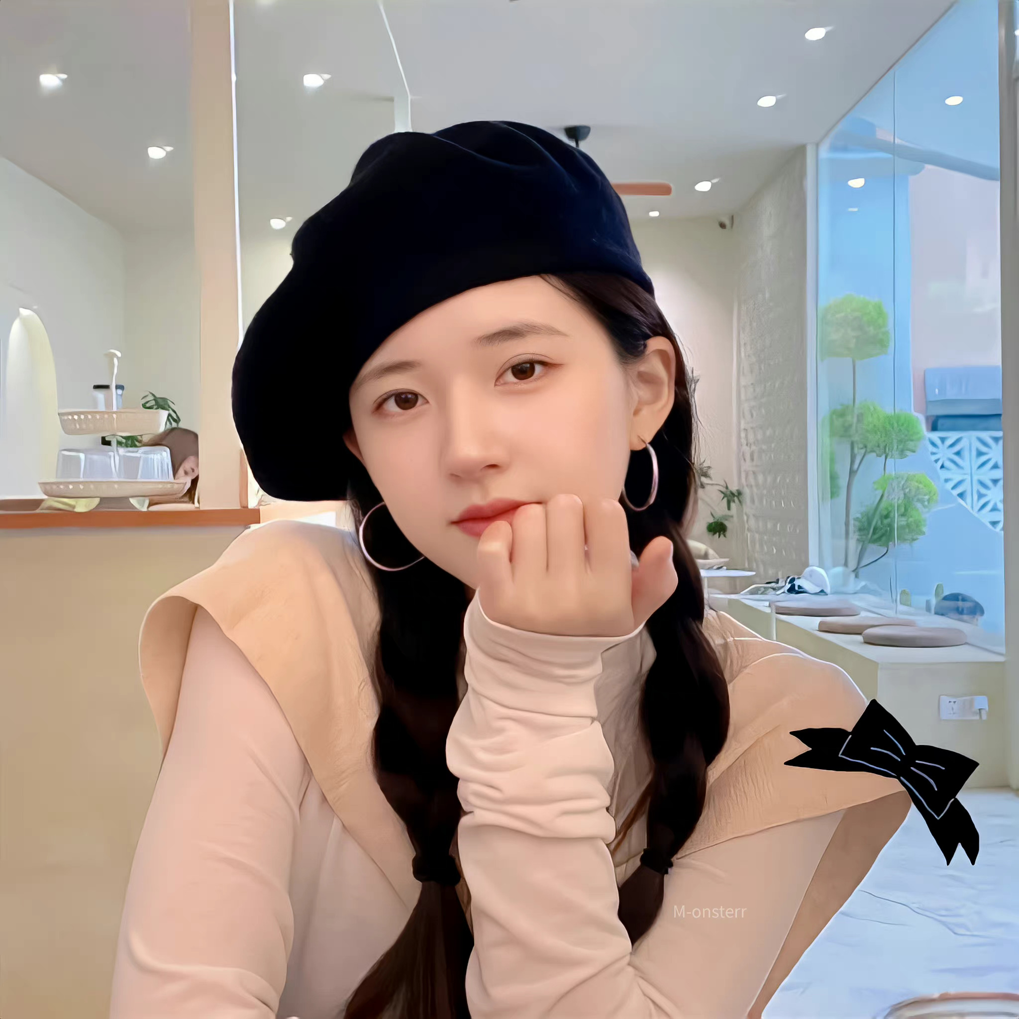 甜妹赵露思__财经头条