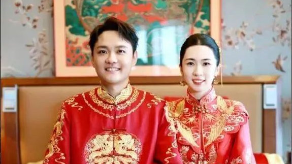 姚政今日大婚:07快男再聚首,王栎鑫郭彪担伴郎,苏醒张远送祝福|商演|婚礼|舞台|快乐男声|情感_新浪新闻