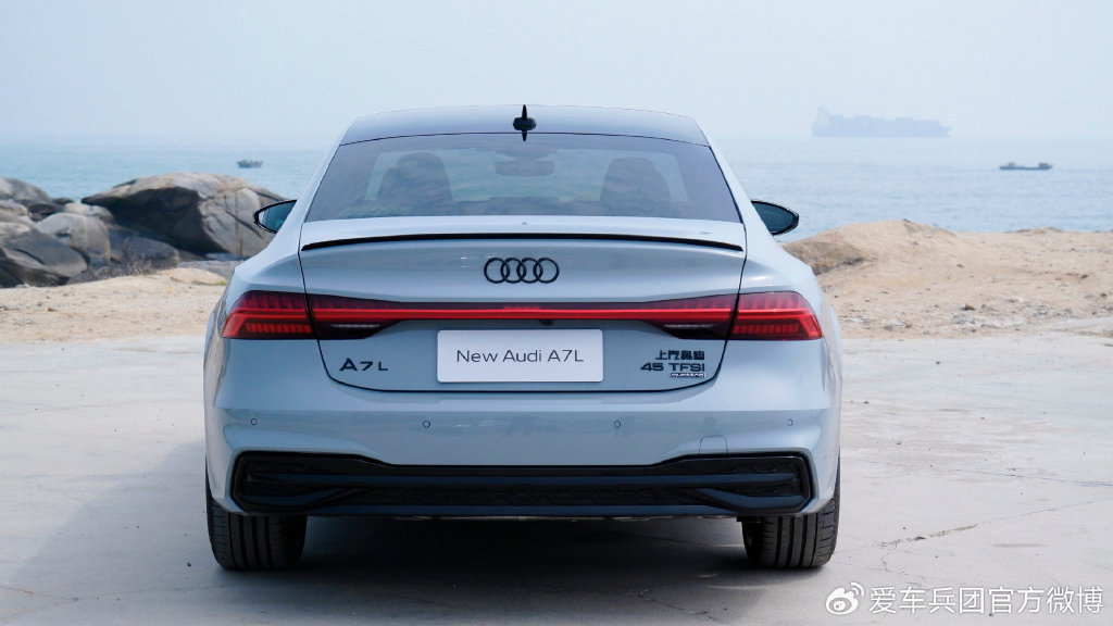新增rs套件这颜值无敌了试驾新上汽奥迪a7l