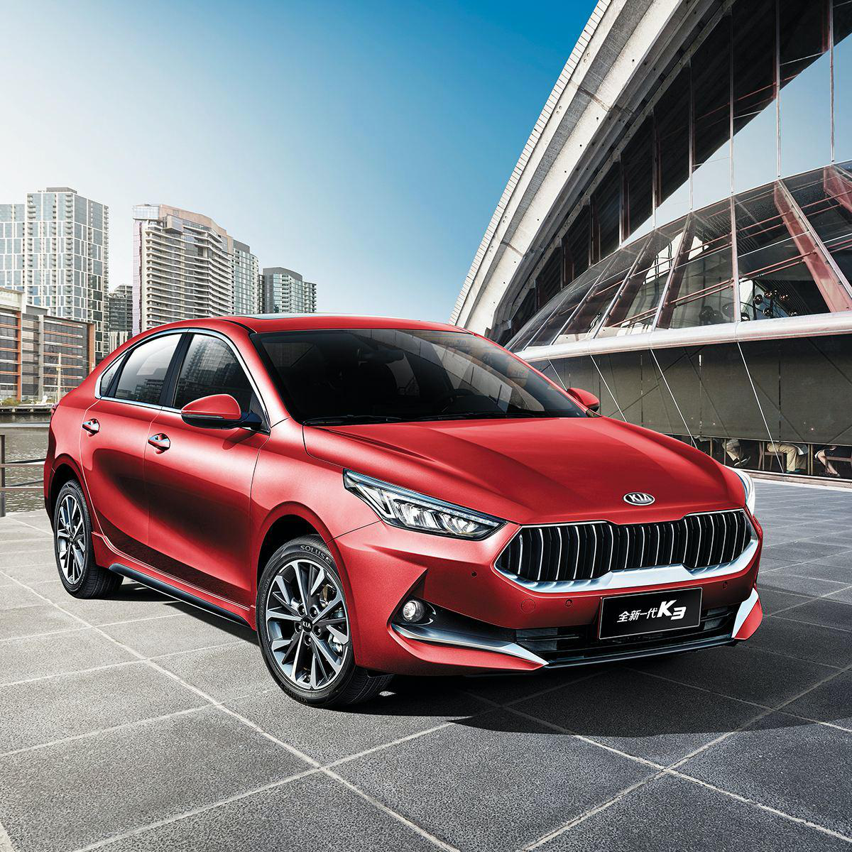 入门合资车终极比拼:起亚k3和科鲁泽哪个更适合你?