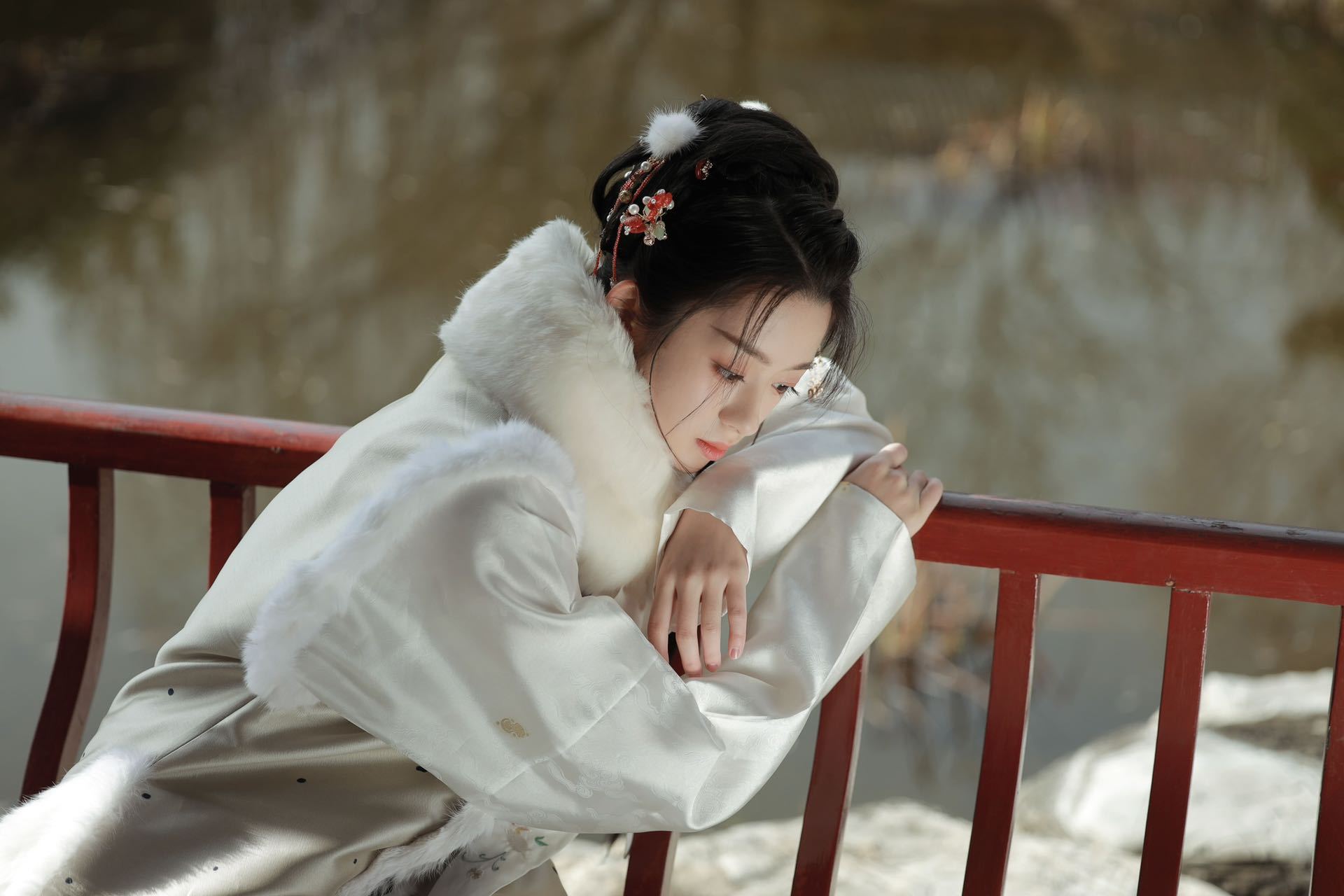 每次看黄杨钿甜的古装都会被狠狠惊艳到……__财经头条