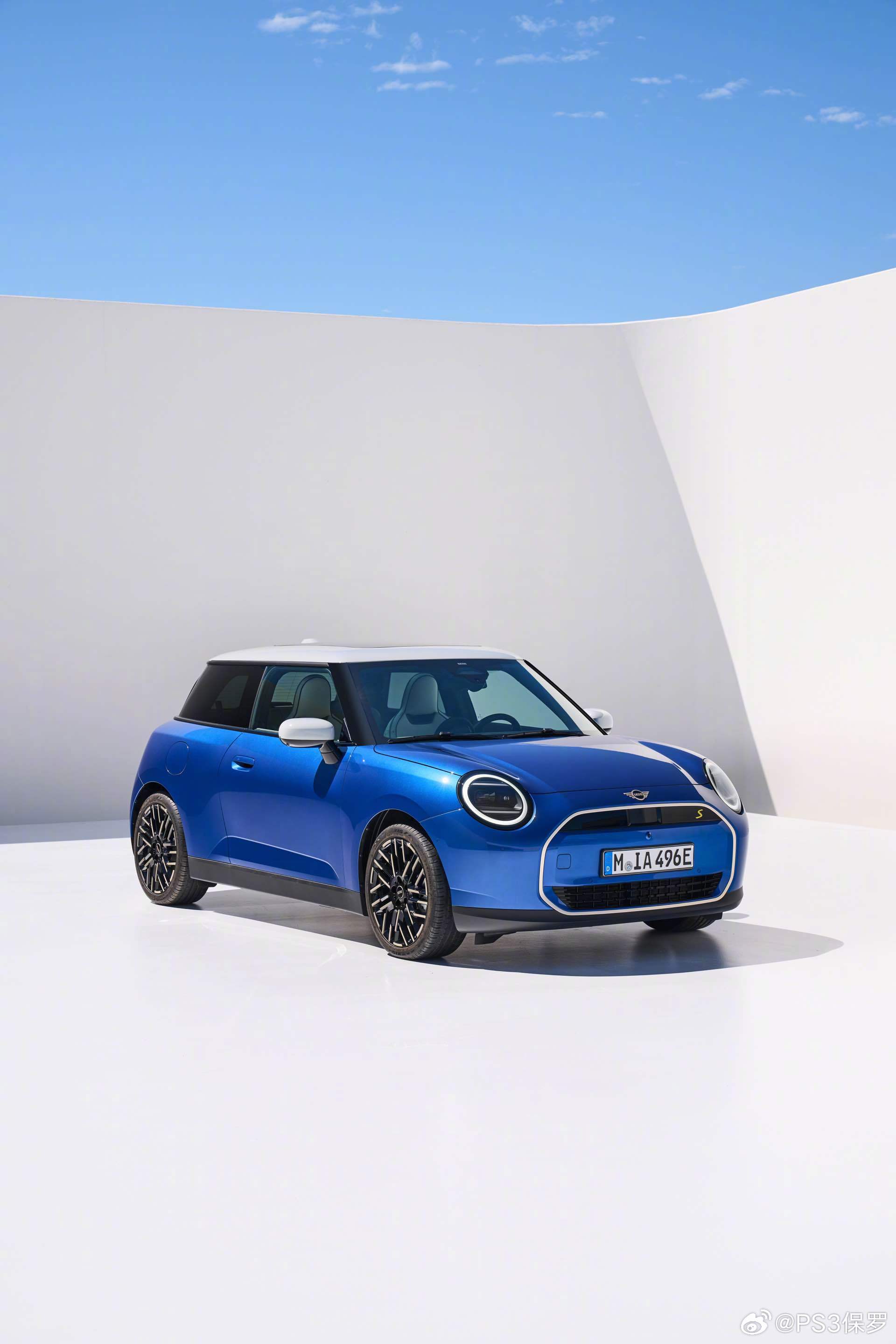 全新一代MINI Cooper发布,保留了历代三门掀背车型的设计……-新浪汽车
