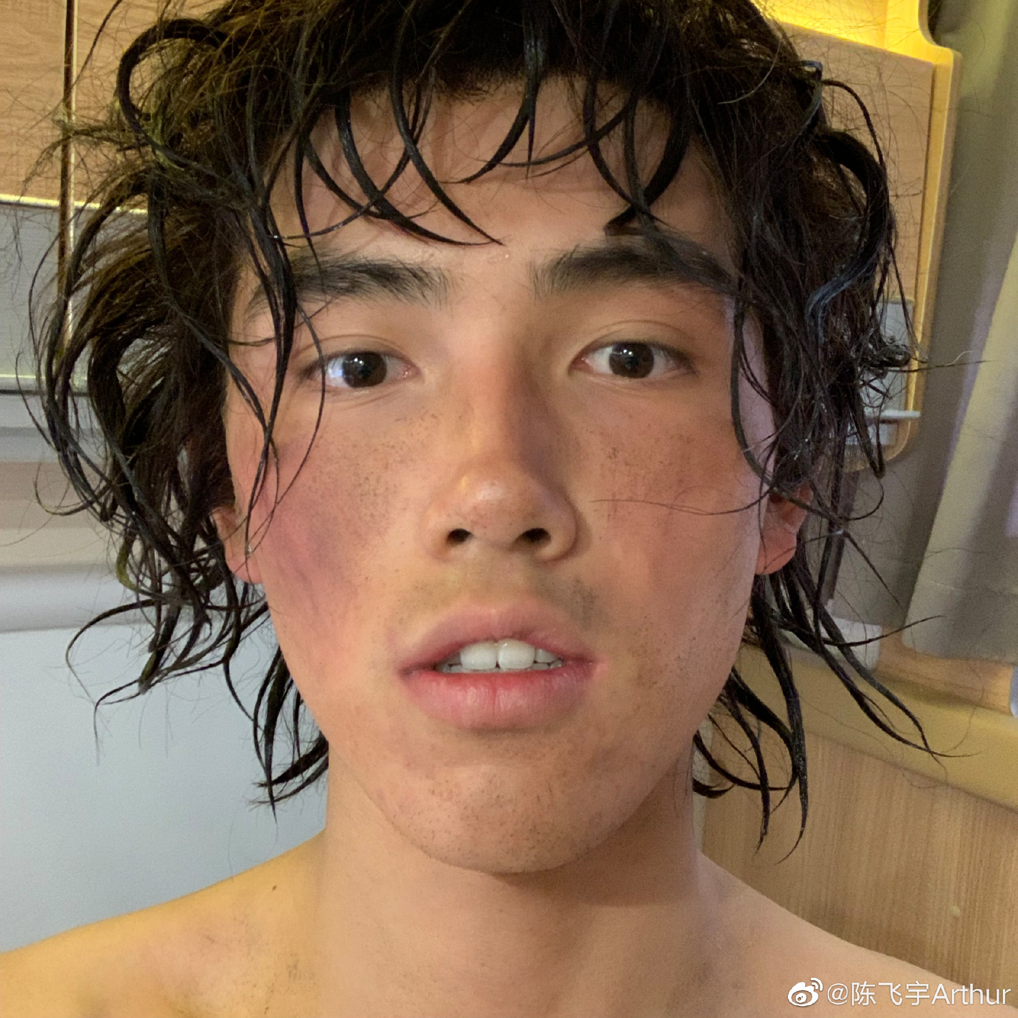 陈飞宇小时候也太可爱了吧…………_高清图集_新浪网