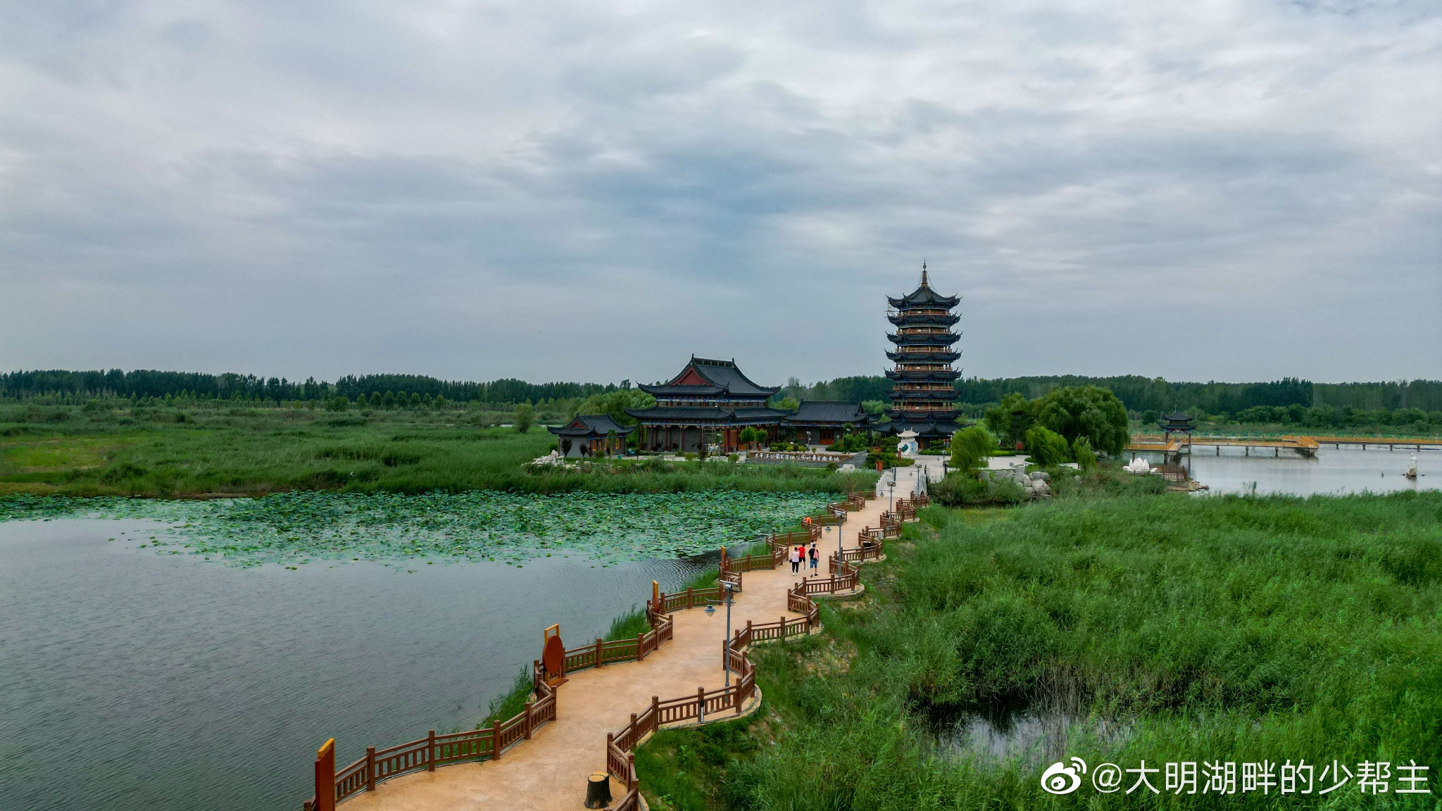 重庆50元爱情一条街的烟火与浪漫