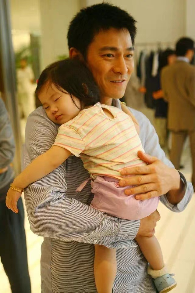 刘德华与朱丽倩的一生