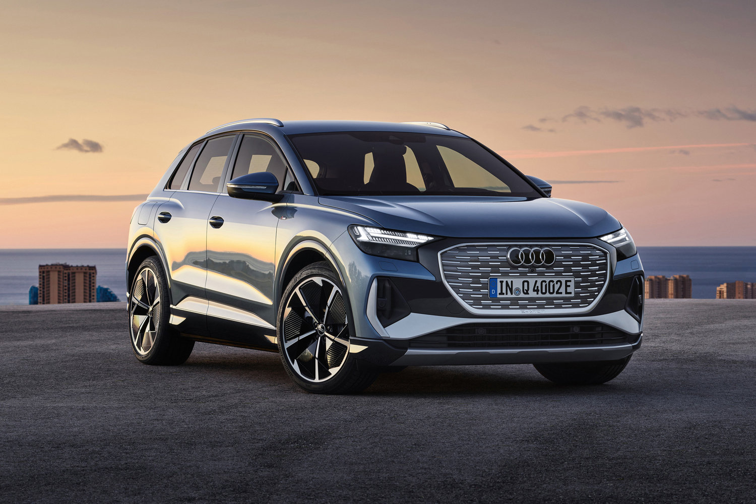 奥迪又抢跑了,全新电动车来袭,网友:这是换了标的id.4?-新浪汽车