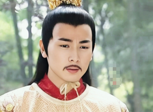 45岁保剑锋回农村老家,瓜子皮随地扔被嘲素质低,6岁儿子比爸帅|保剑锋