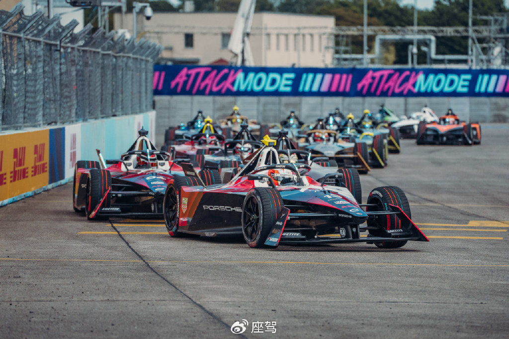 开启电动狂飙新纪元  保时捷电动赛车即将迈入 gen4 时代