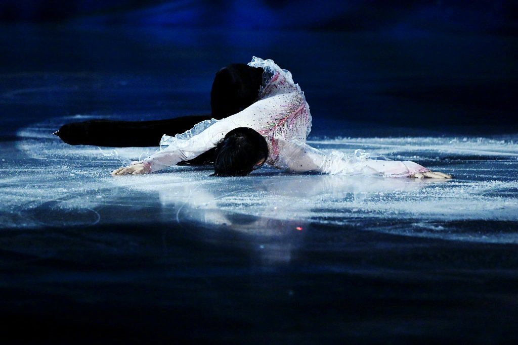 羽生结弦花样滑冰表演滑,轻盈优雅的仙子~_高清图集_新浪网