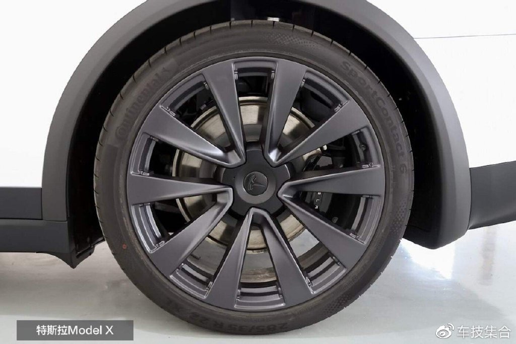 花上80多万买SUV，要进口Model X，还是国产宝马X5？休闲区蓝鸢梦想 - Www.slyday.coM