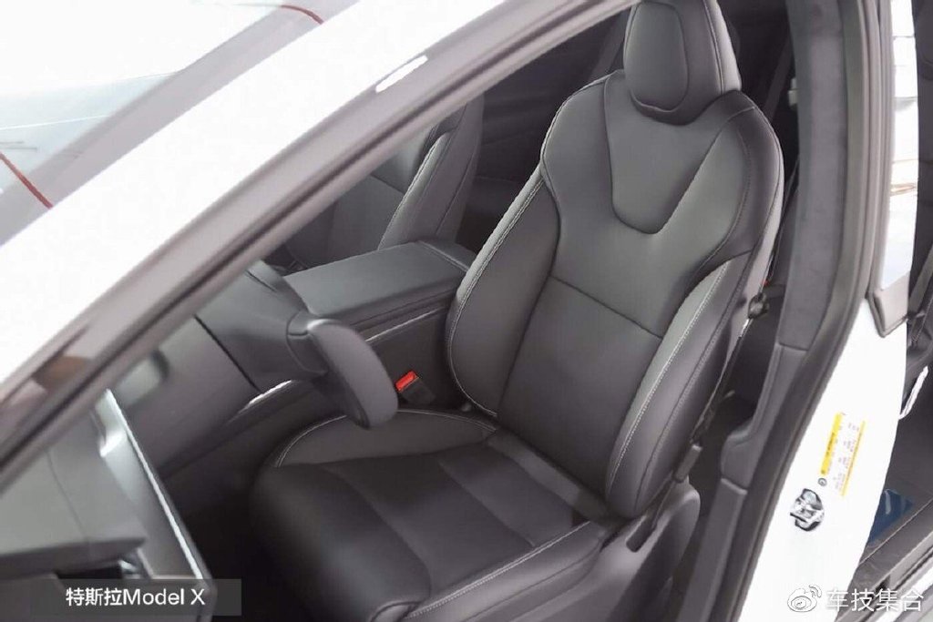 花上80多万买SUV，要进口Model X，还是国产宝马X5？休闲区蓝鸢梦想 - Www.slyday.coM