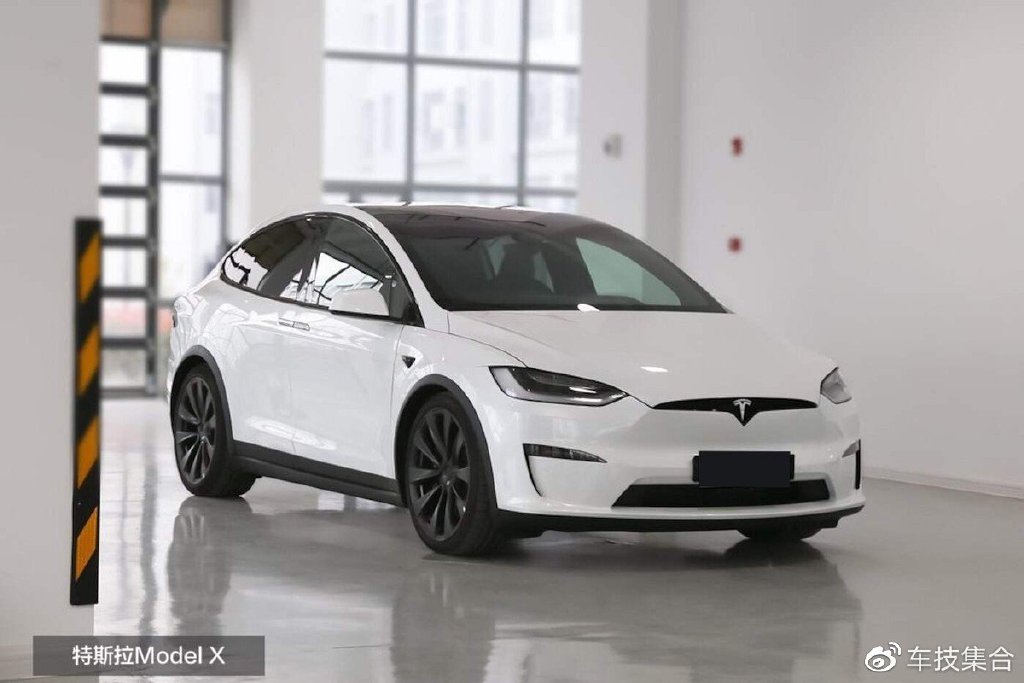 花上80多万买SUV，要进口Model X，还是国产宝马X5？休闲区蓝鸢梦想 - Www.slyday.coM