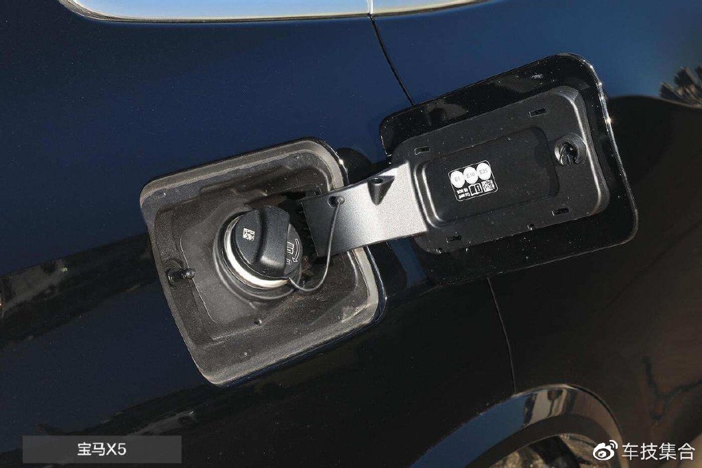 花上80多万买SUV，要进口Model X，还是国产宝马X5？休闲区蓝鸢梦想 - Www.slyday.coM