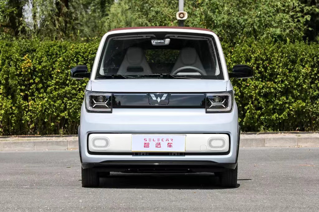 售价999万元五菱宏光miniev敞篷版开放线上预订你会买吗