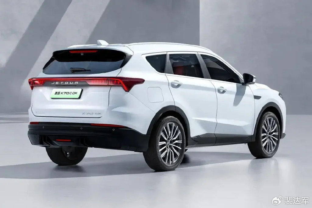 14万级混动大七座suv有劲省油舒适兼具的捷途x70cdm