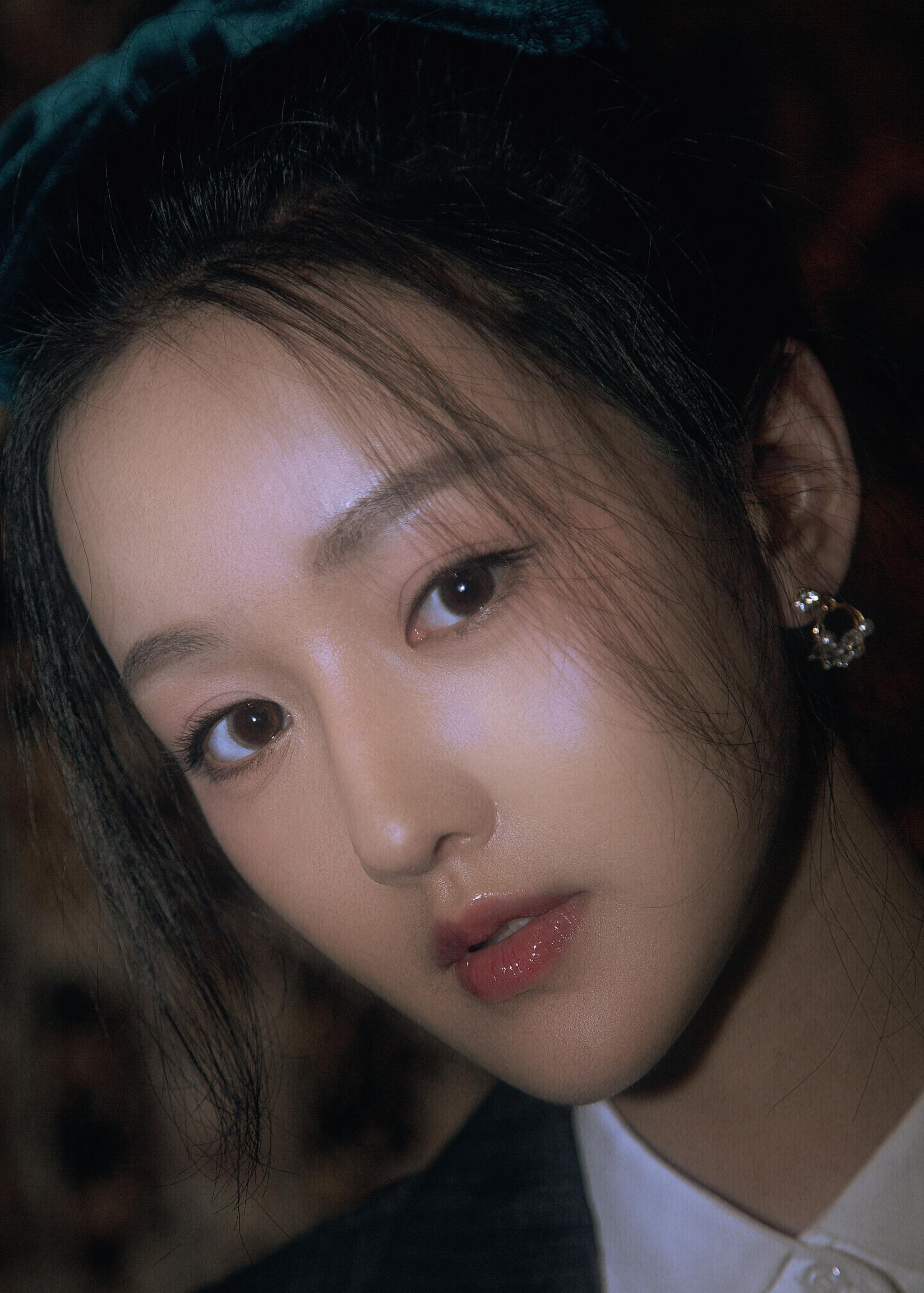 欢娱影视演员@黄馨瑶sarah 最新复古写真曝光