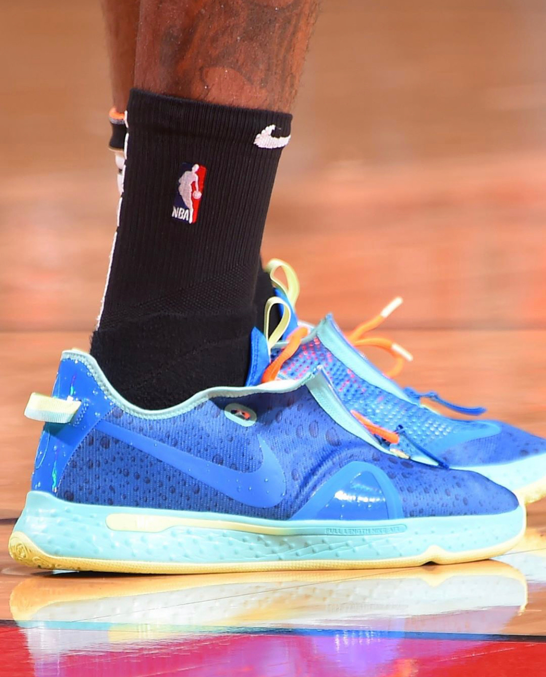 保罗乔治本赛季上脚nike pg 4 配色合集_高清图集_新浪网