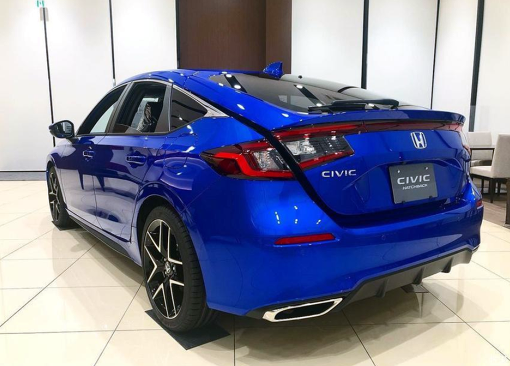 本田11代思域两厢版实拍掀背造型15t动力外观更运动