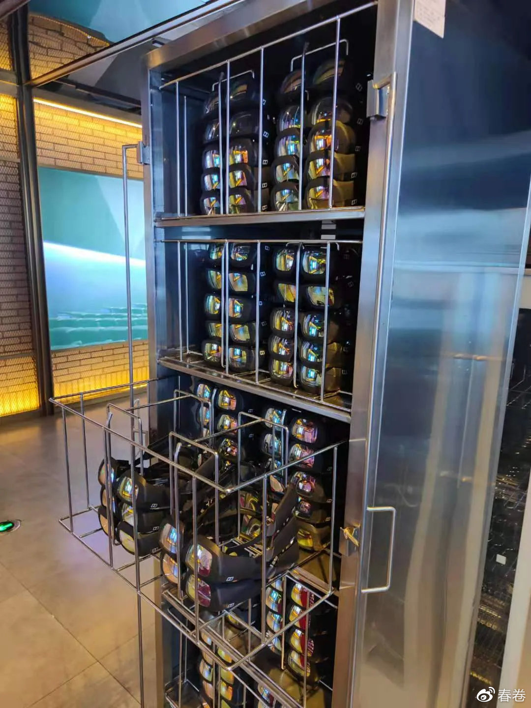 相比斯导那部《头号玩家》,我更喜欢今天的《失控玩家》休闲区蓝鸢梦想 - Www.slyday.coM 相比斯导那部《头号玩家》,我更喜欢今天的《失控玩家》休闲区蓝鸢梦想 - Www.slyday.coM