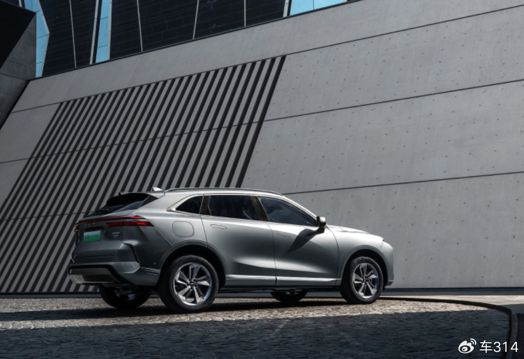 大五座旗舰电动SUV的决赛圈，新摩卡DHT-PHEV对比护卫舰07