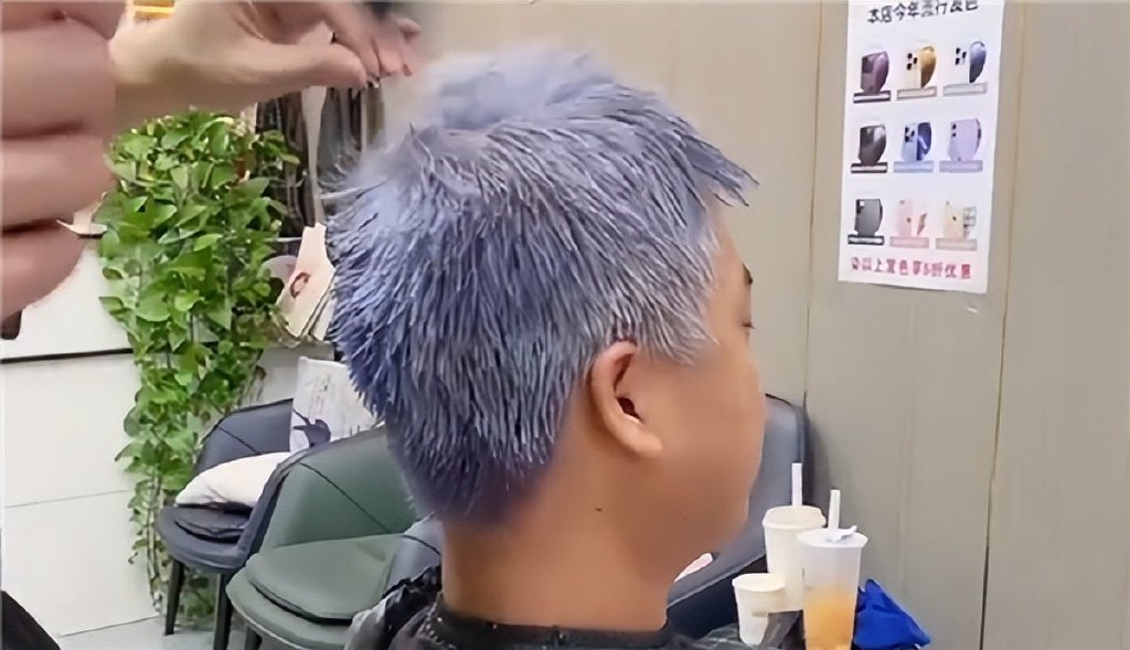 苹果“灵动岛”让人失望，微信等第三方应用未适配，需要优化！休闲区蓝鸢梦想 - Www.slyday.coM