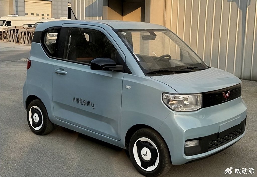 人民需要什么就造什么五菱宏光miniev福祉车实车曝光
