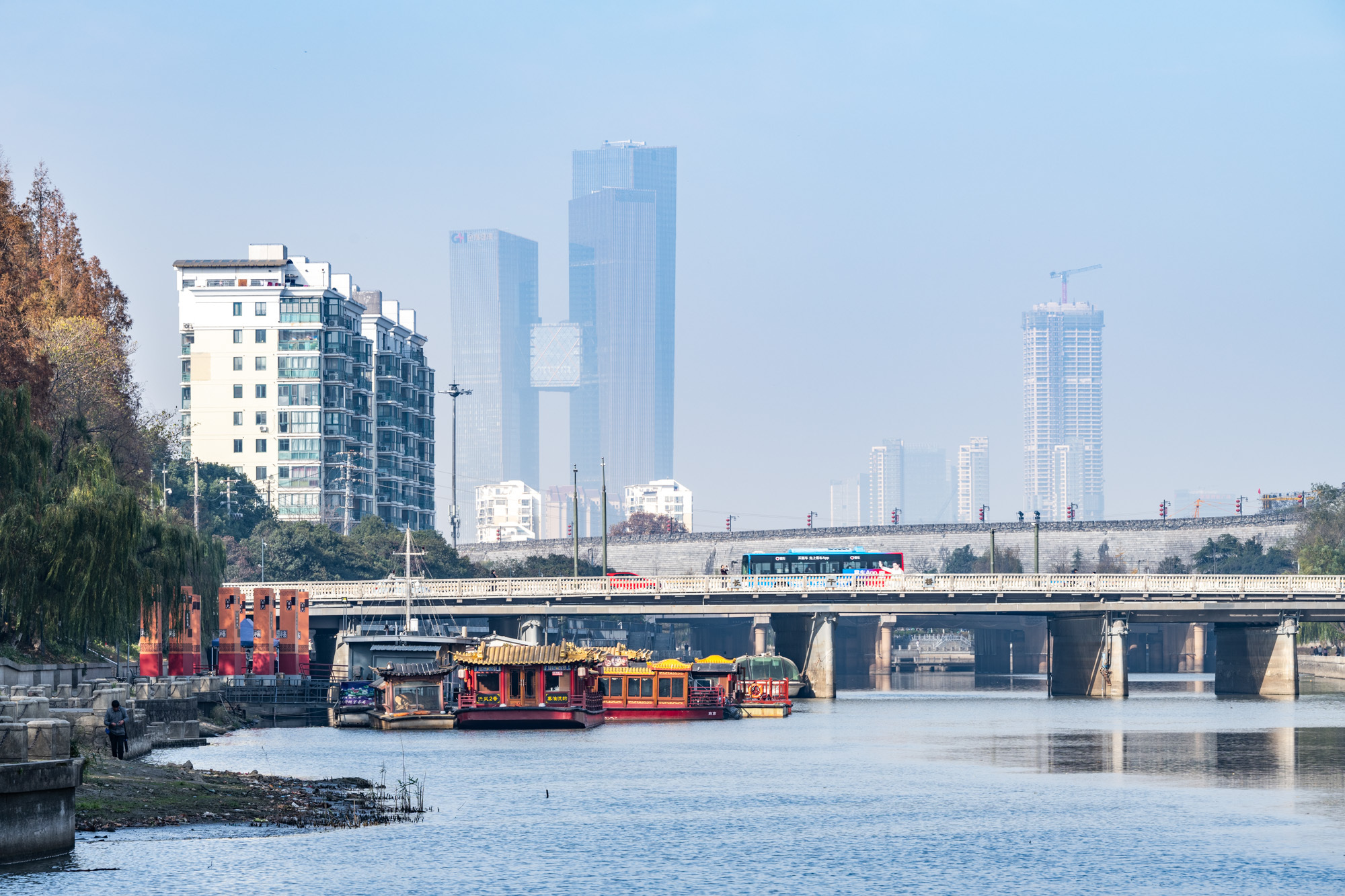鲍威尔连任？1865空获利40美金持有