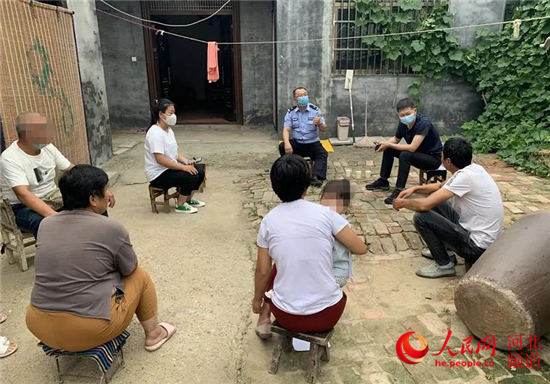 河北高阳：妻儿被拐26年 警方助离散家庭团圆重聚休闲区蓝鸢梦想 - Www.slyday.coM