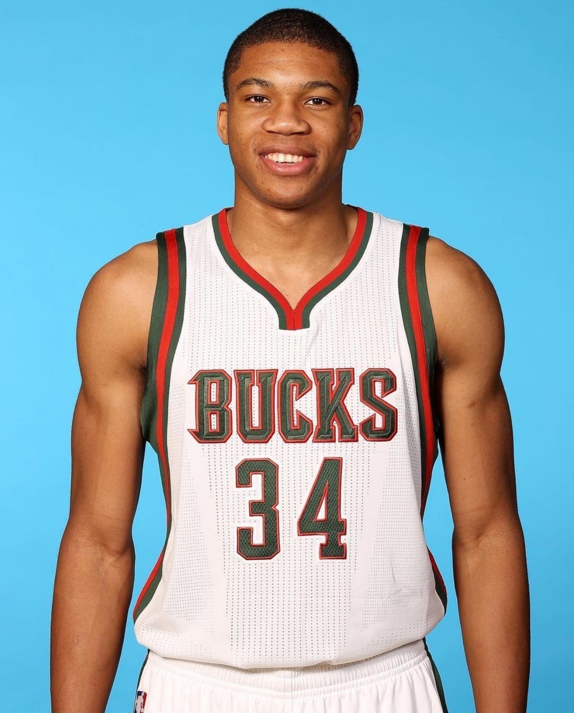 字母哥强势加盟湖人引发联盟震动