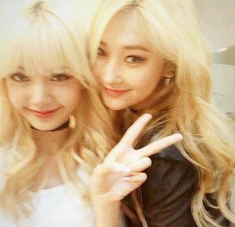 Lisa出道初期旧照有，家人们咱就是说真的很好看啊家人们！__财经头条